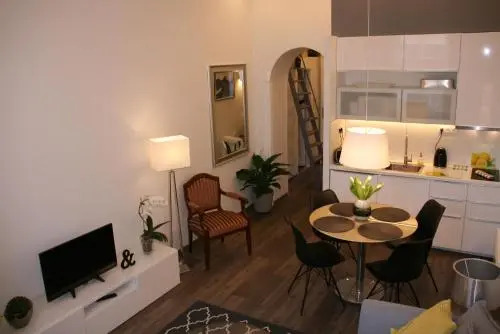 NILA Opera Apartment