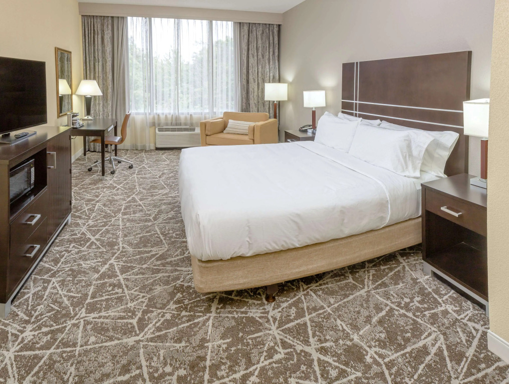 DoubleTree by Hilton Boston-Rockland