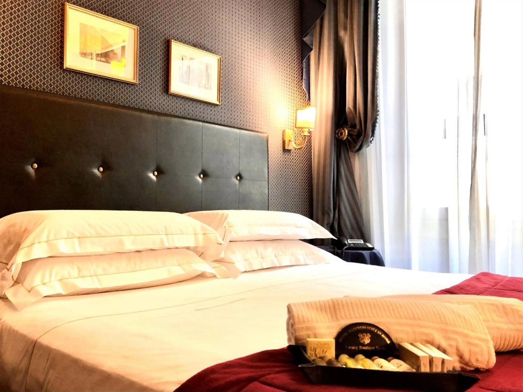 Hotel Manfredi Suite In Rome