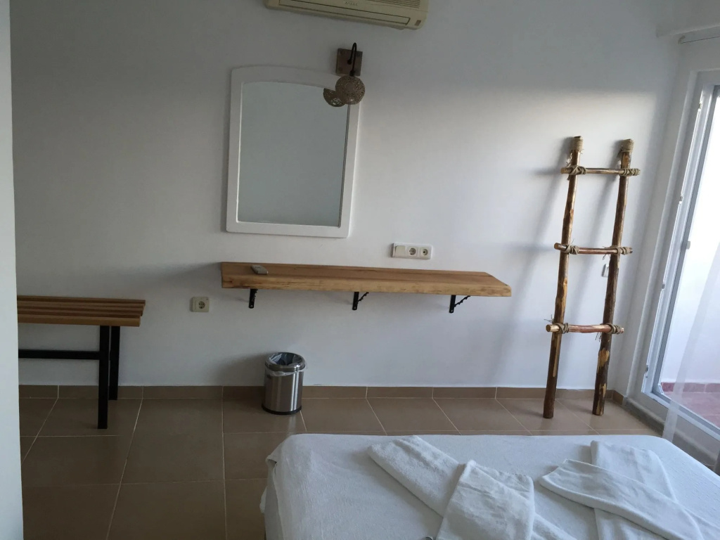 Pataros Hotel
