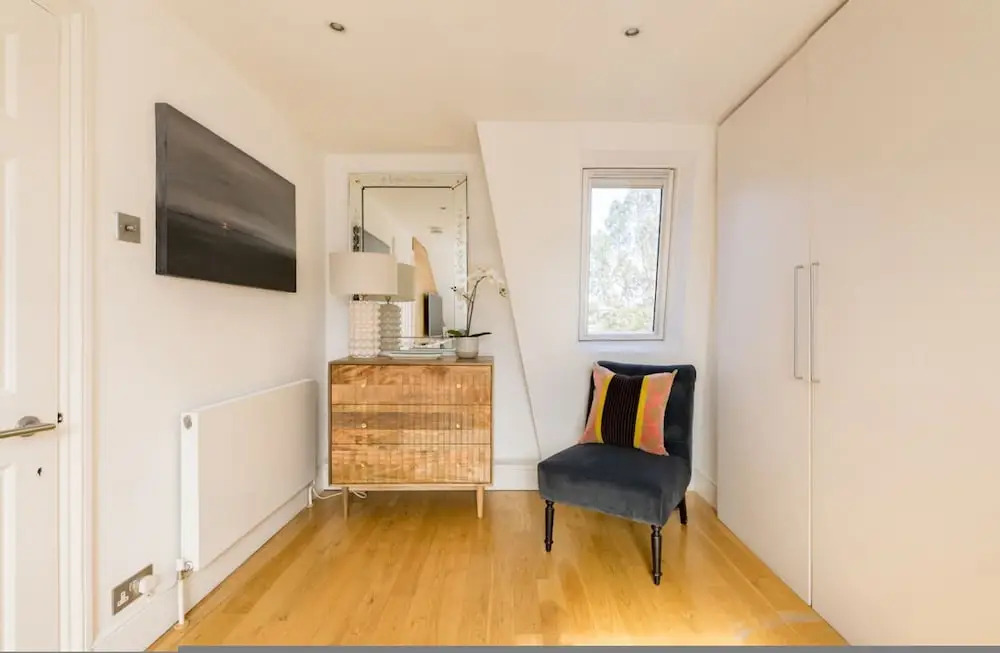 Elephant Oxpecker 2 Bedrooms in Fulham