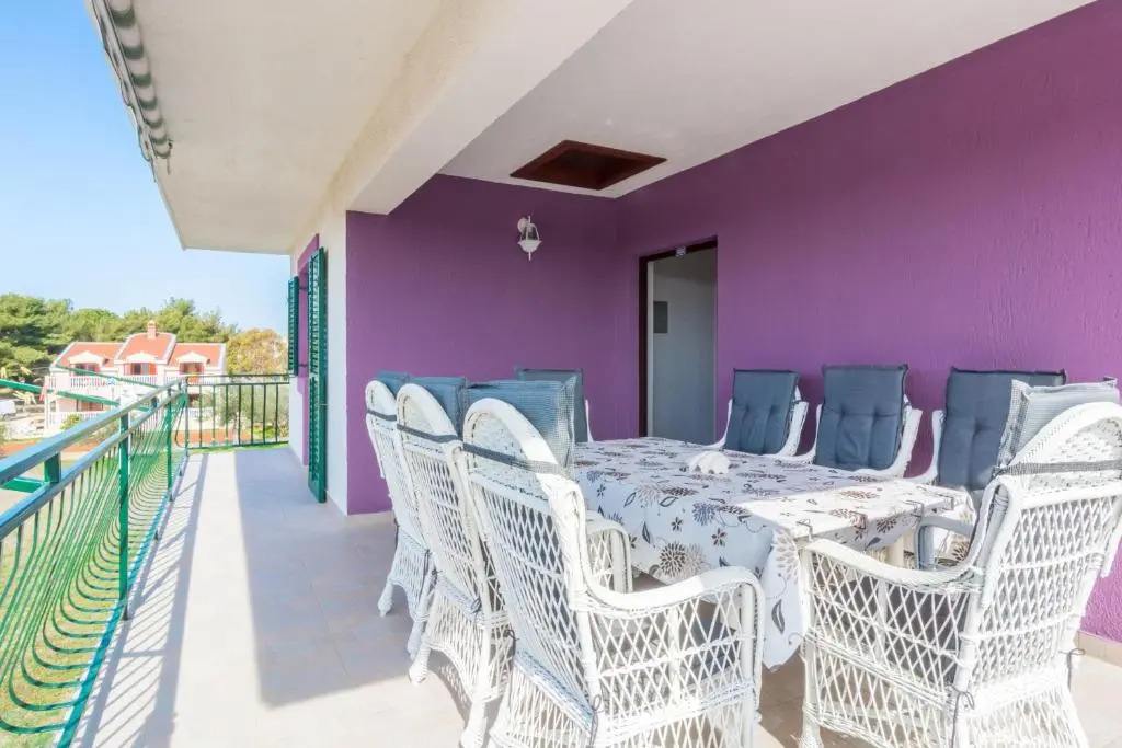 Apartment Boja