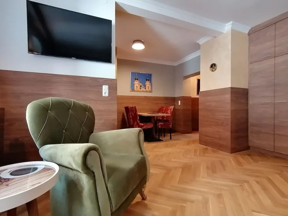 GOLDEN STAR - Premium Apartments
