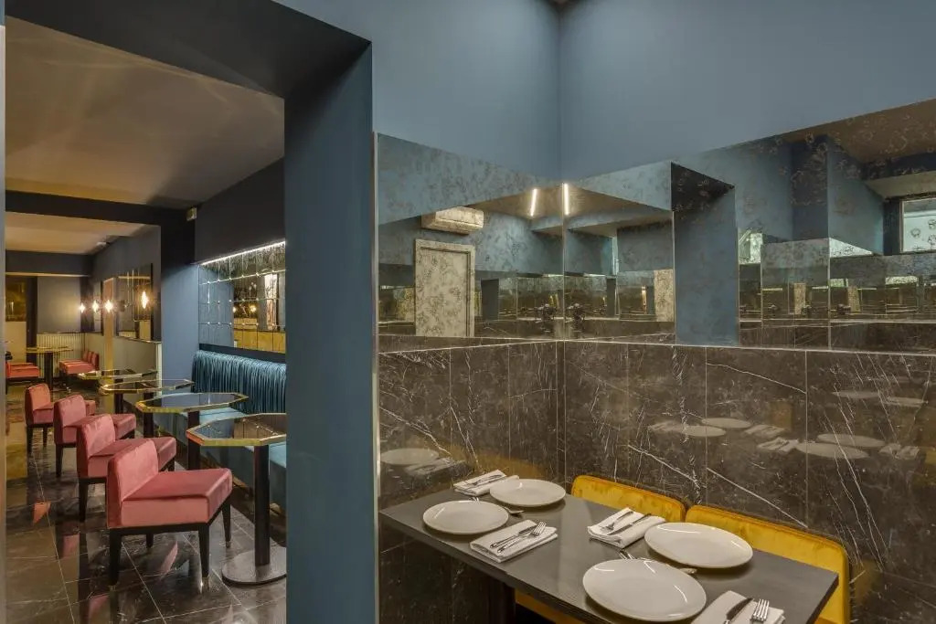 Otivm Hotel