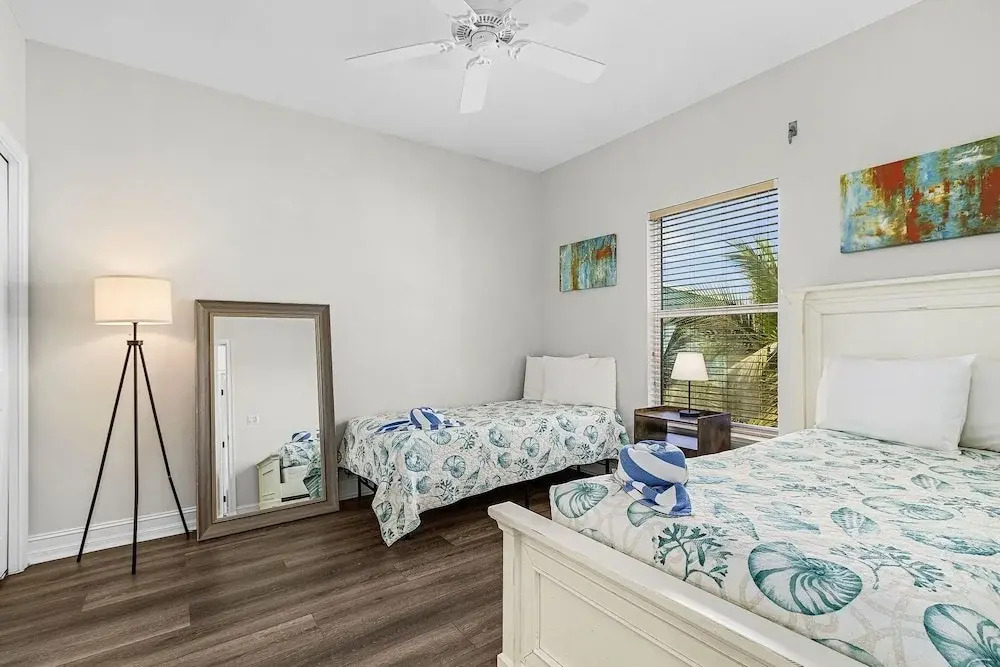 241 Miramar Waves: 3br W/ Heated Pool 3 Bedroom Home