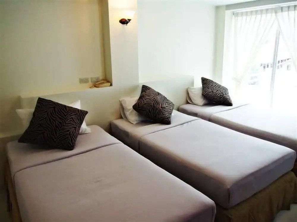 โรงแรมสุขวิไล Sukwilai Hotel
