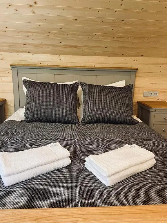Roze Guest Houses Sklandas