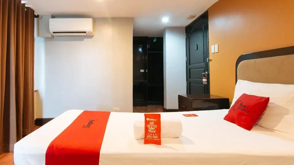 Arzo Hotel Manila