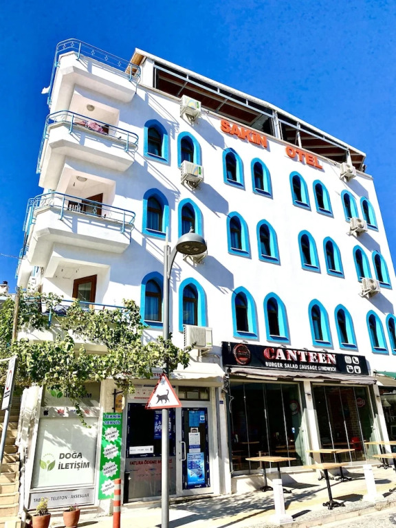 Sakin Otel