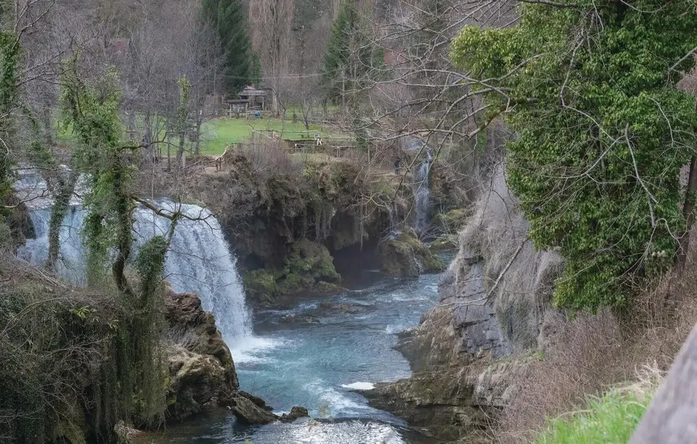 Stunning Home in Slunj With 3 Bedrooms, Wifi and Outdoor Swimming Pool