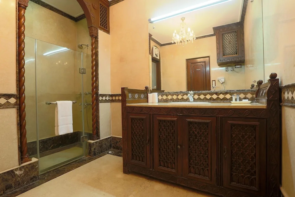 The Regent Villa-A Boutique Hotel