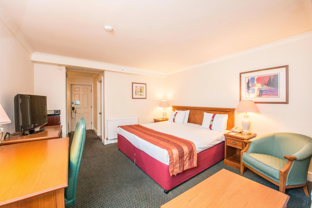 Tong Park Hotel