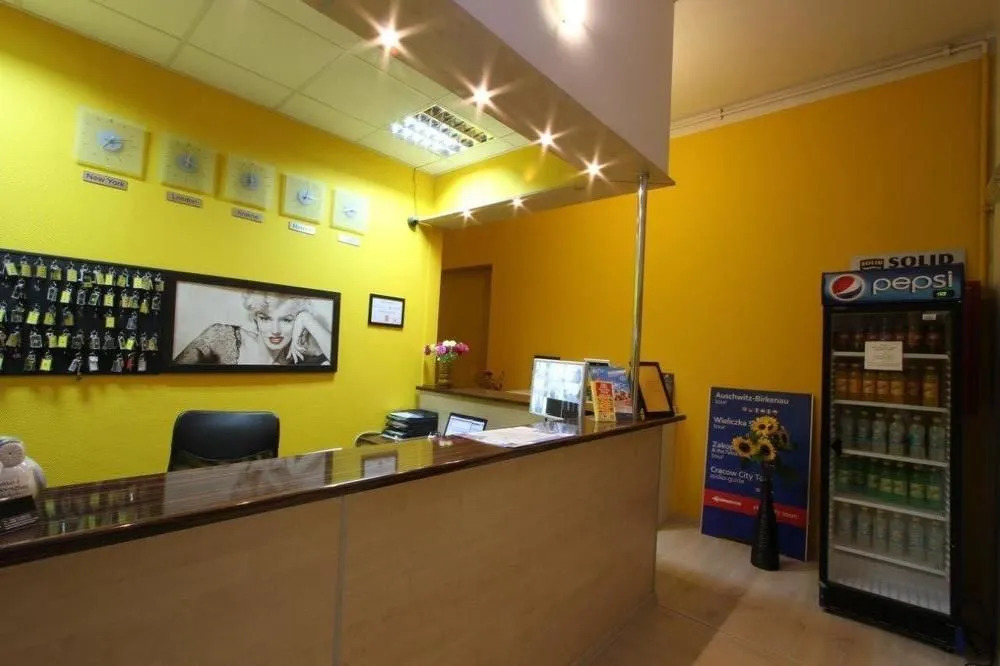 Hostel Yellow