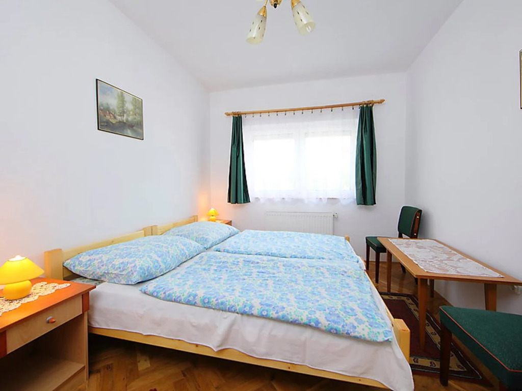 Balaton H2058
