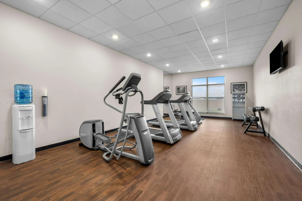 Sleep Inn & Suites West-Near Medical Center