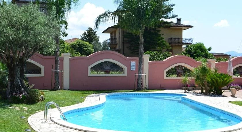 Accordion Residence