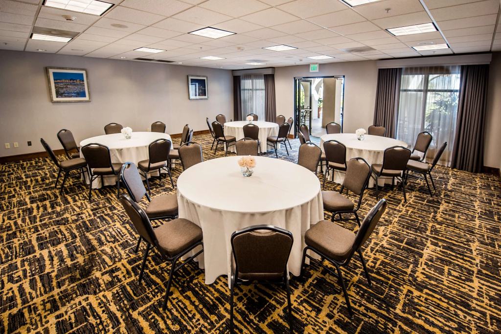 Homewood Suites by Hilton San Diego Airport-Liberty Station