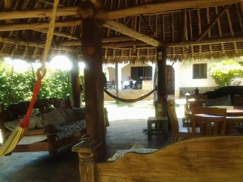 Inchi Raha Cottages