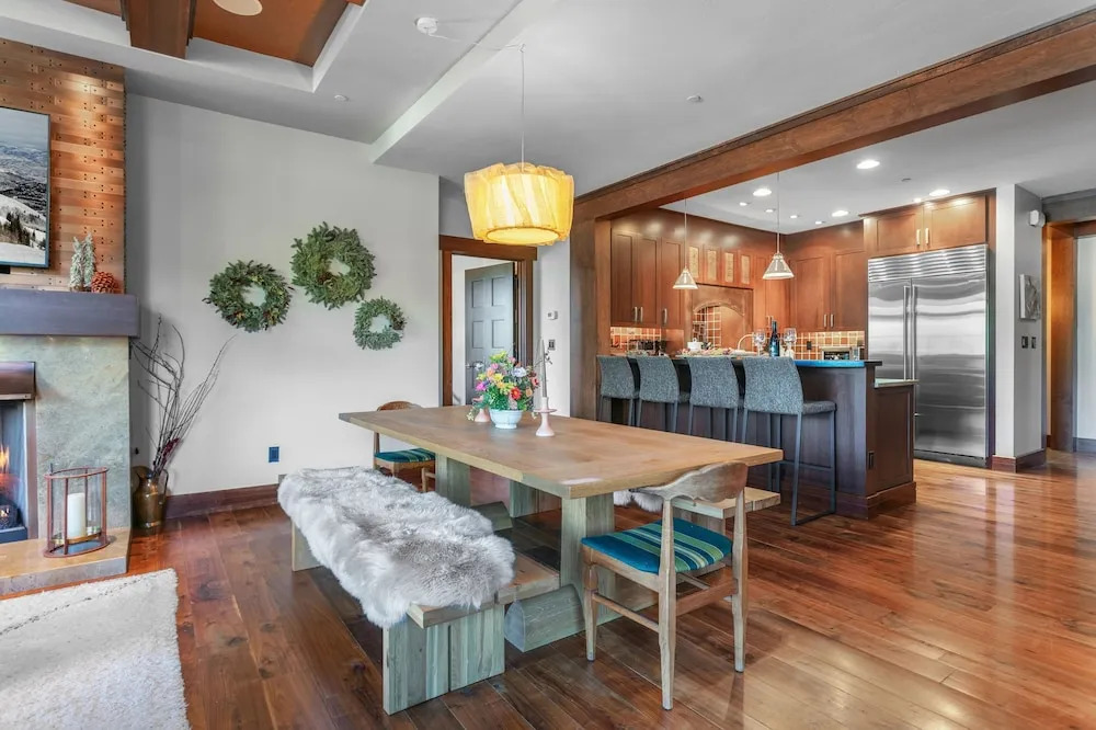 Flagstaff Lodge - Three Bedroom Condo Residence #203 by Deer Valley Resort