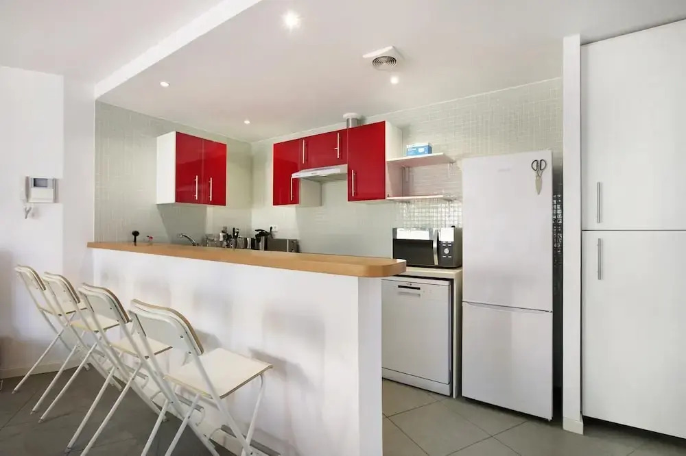 Beautiful Duplex Facing The Beach