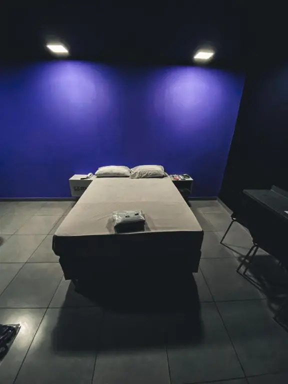 Light Motel