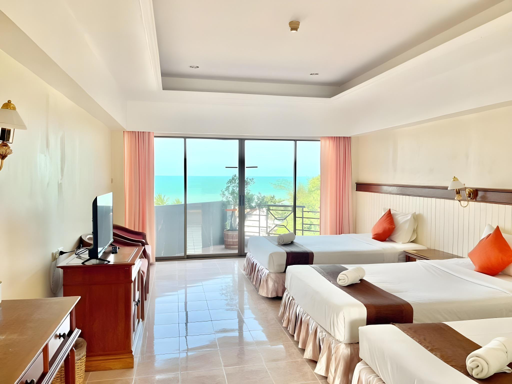 Supar Royal Beach Hotel