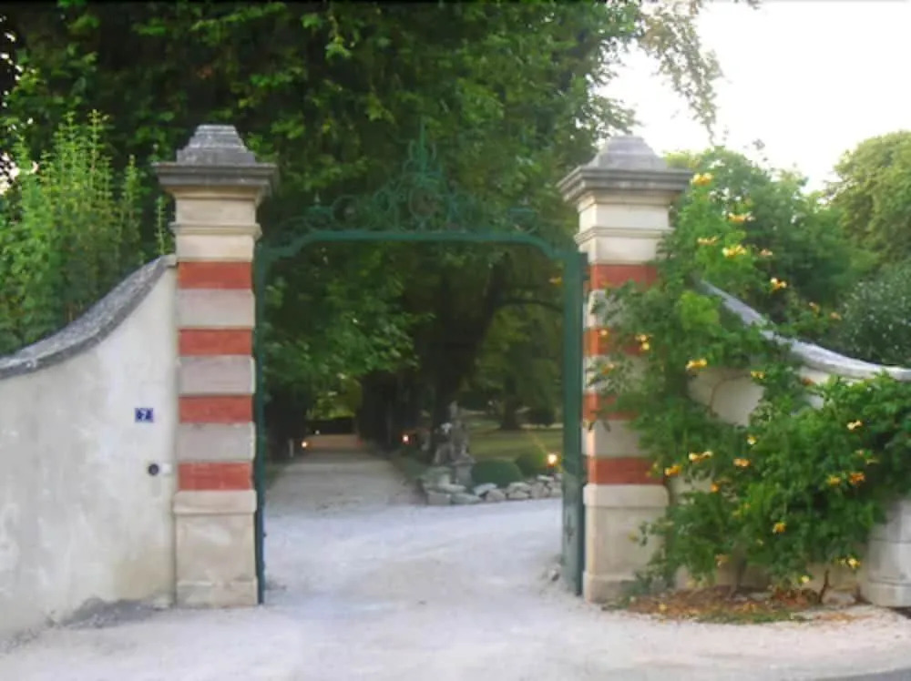 Hôtel & SPA Ventoux Provence "Domaine des Tilleuls"