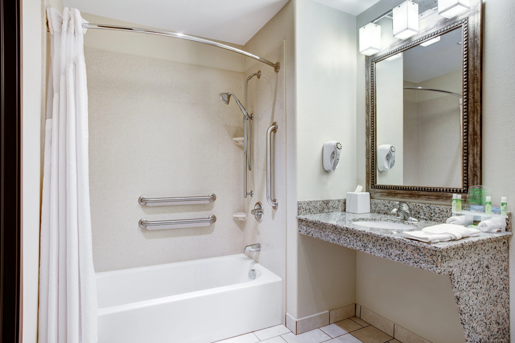 Holiday Inn Express & Suites Raceland - Highway 90 by IHG