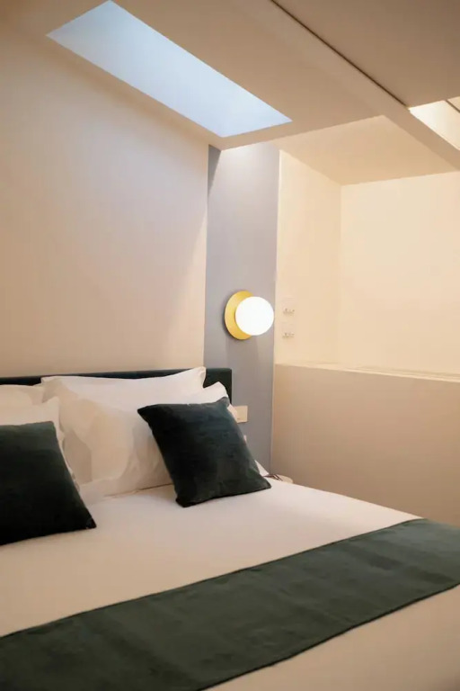 CA DO Guest House