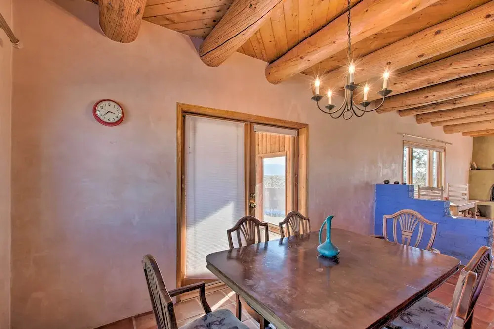 Southwest Home w/ 360-degree Mtn View, Ski Nearby!