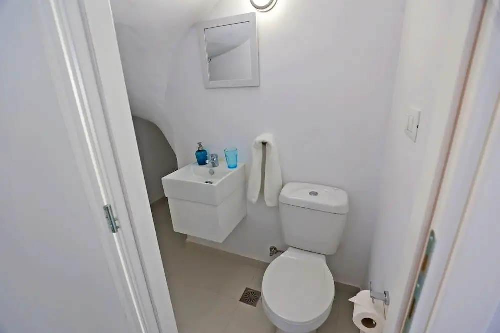 Xenos Villa 6 with a Private pool near the sea