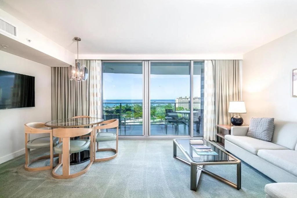 Real Select Vacations at The Ritz-Carlton Residences, Waikiki Beach