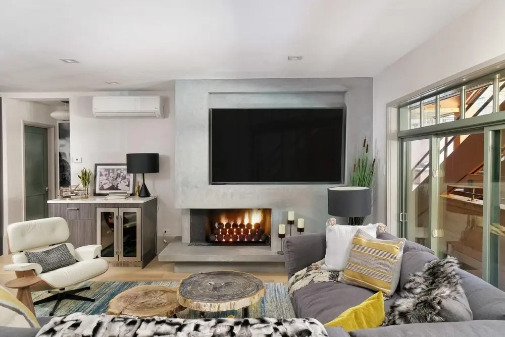 Brand New 2 BR 2 5 Bath Luxury Mountain Modern - Aspen Center