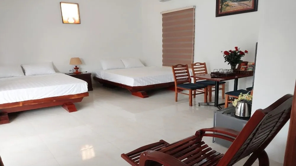 Nha Xanh Homestay