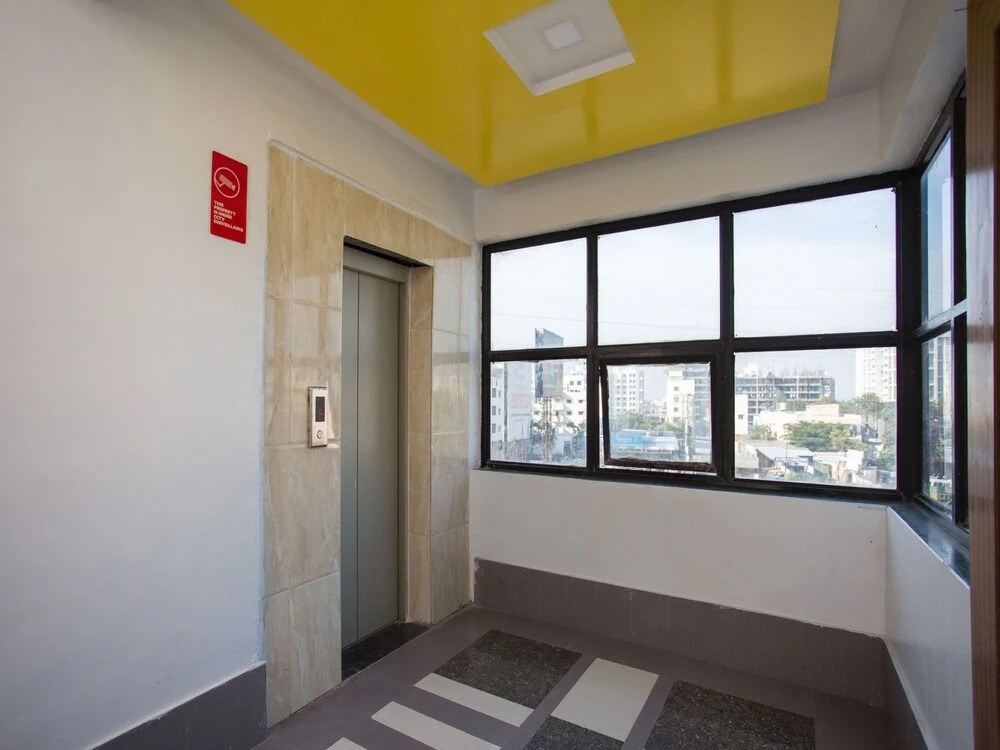 OYO 10679 Hotel Nanashree Executive