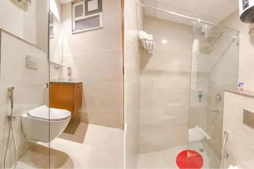 FabHotel Luxe Stayz 39