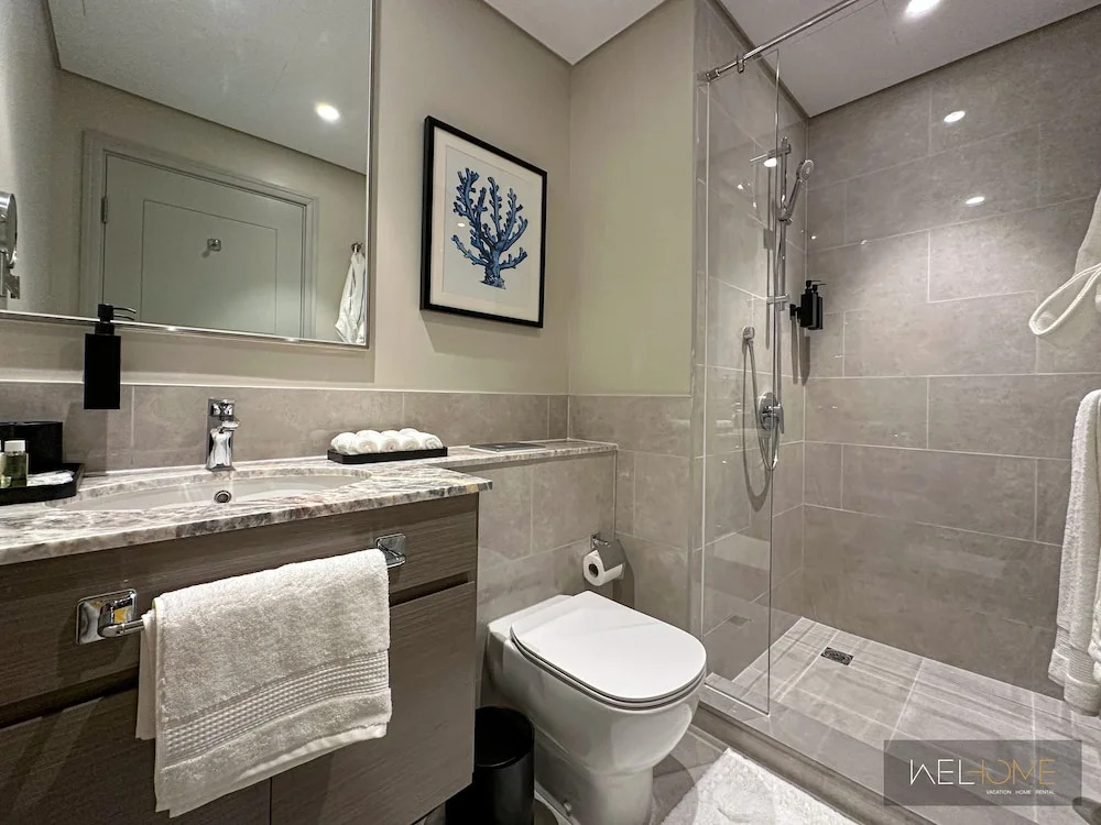 WelHome - Luxurious 2BR Apt in Forte T1 Downtown