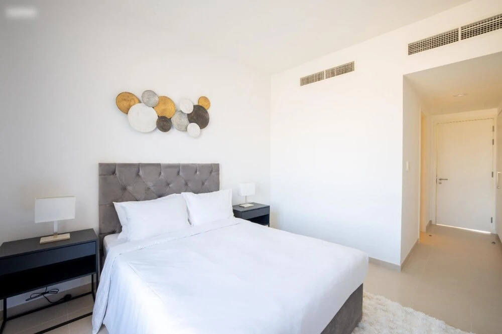 Homely 2BR Apt in Dubai South