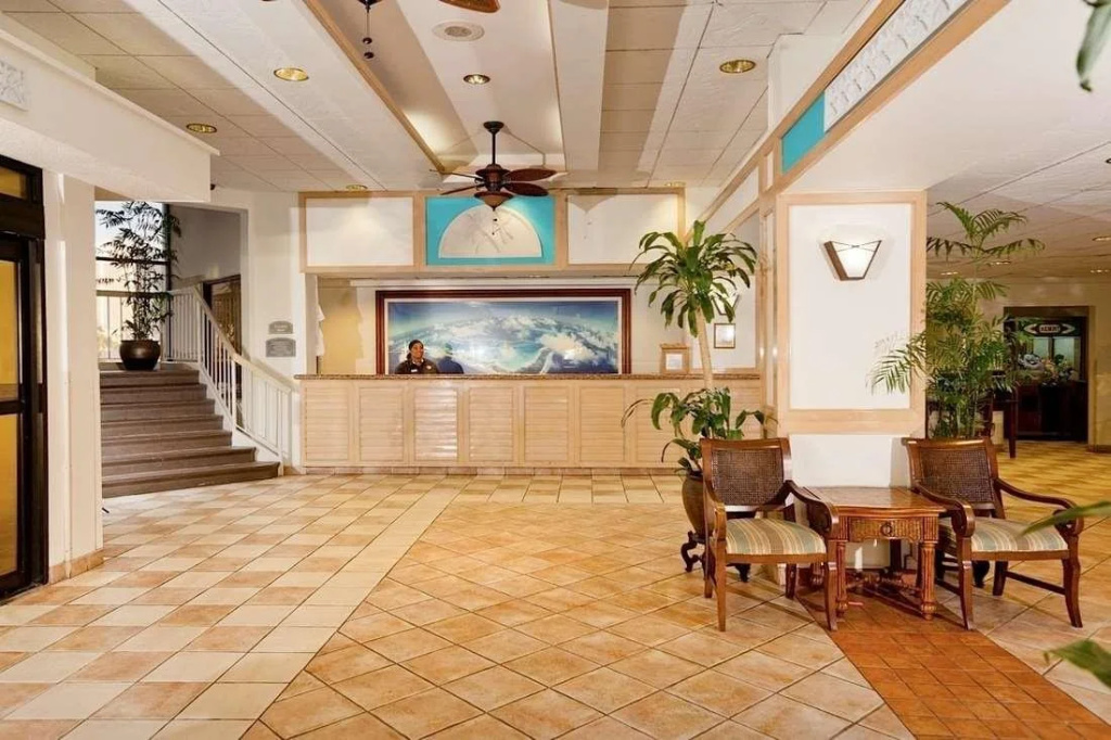 Отель Renaissance Daytona Beach Oceanfront