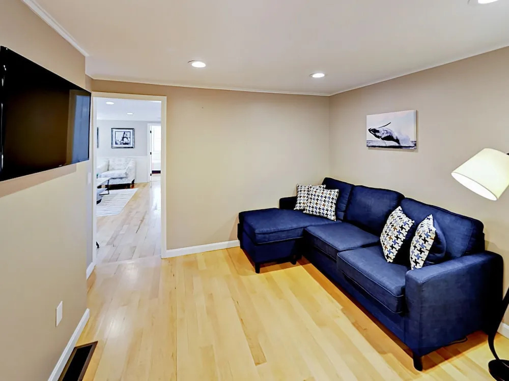 22 Sunrise Lane Home 4 Bedrooms 2 Bathrooms Home