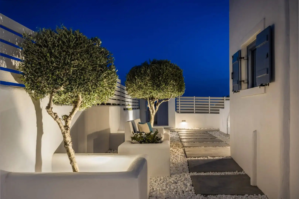 Pebble Summer House