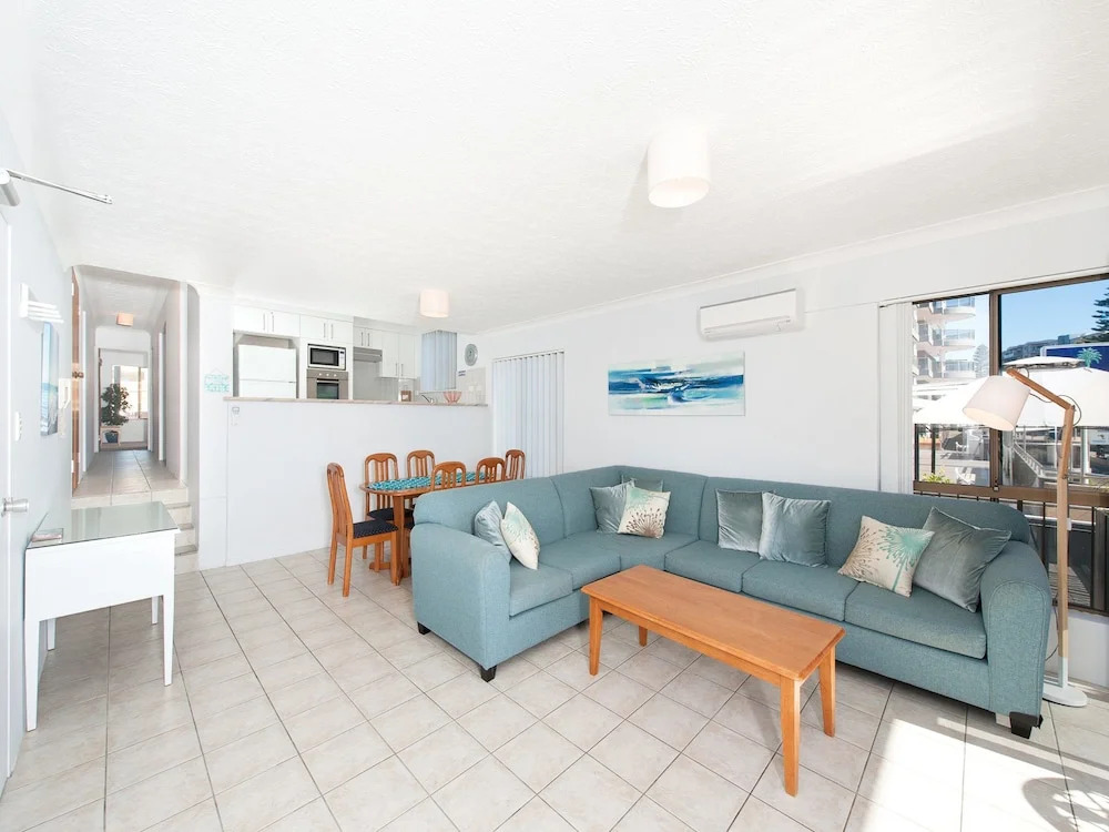 Tradewinds, Unit 4/110 Victoria Parade