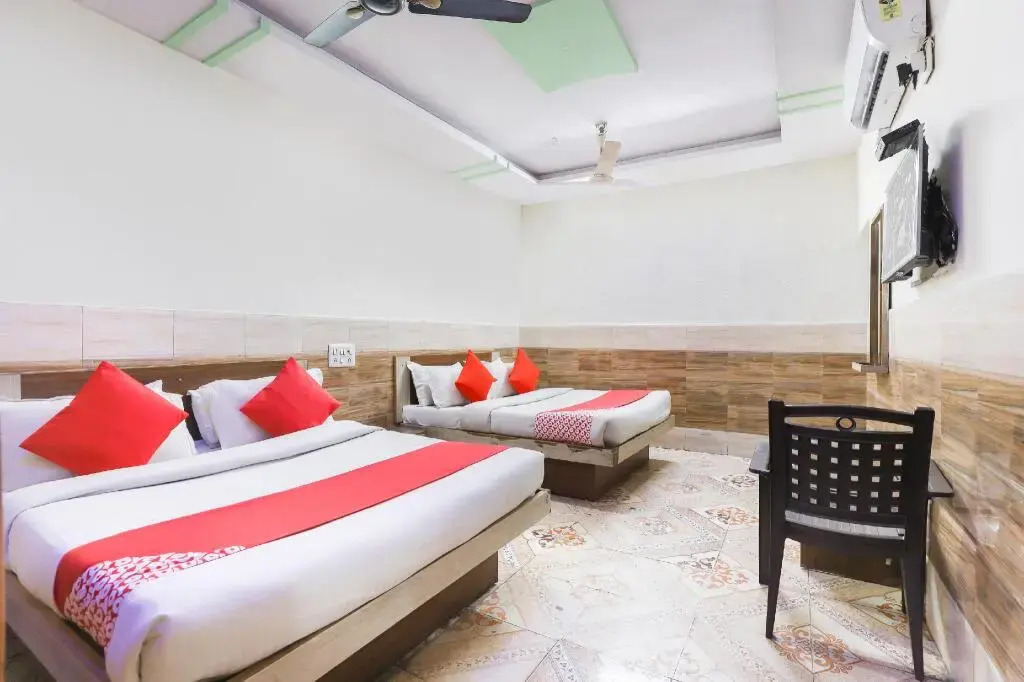 Hotel Sher - E - Punjab by OYO Rooms