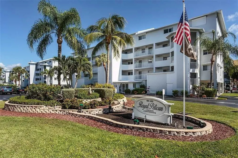 Royal Pelican 354 - Two Bedroom Condo