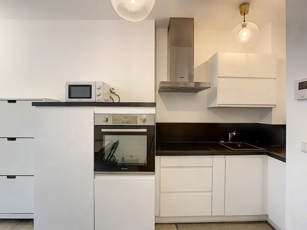Brand New Studio in City Center