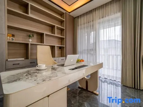 Tonglu Huixin Jiangfeng Riverside Family Vacation Homestay (OMG Heartbeat Paradise)