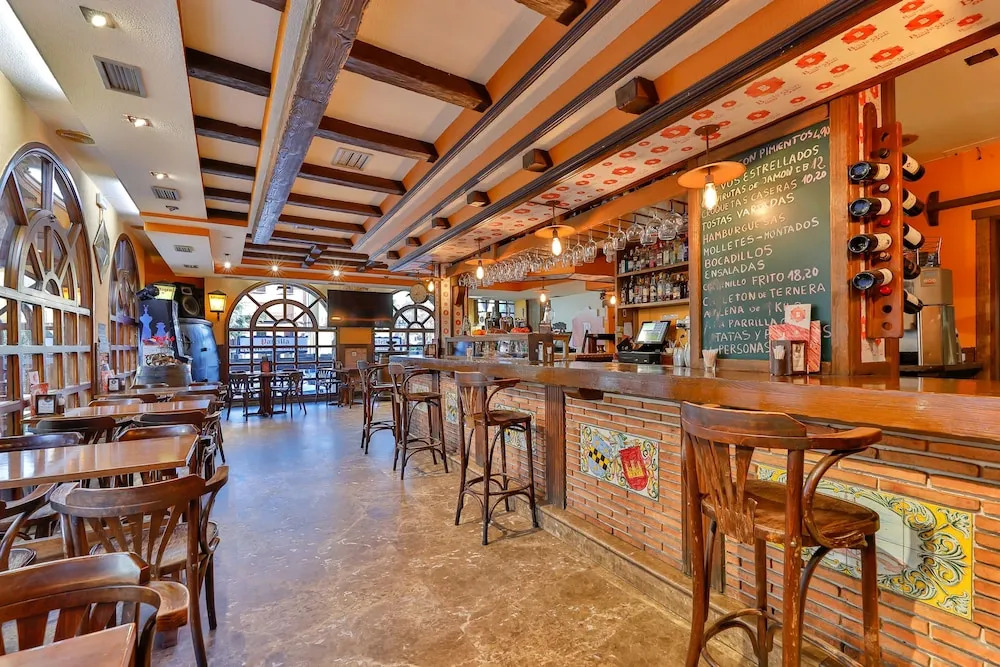 Hostería El Bodegón De Gredos