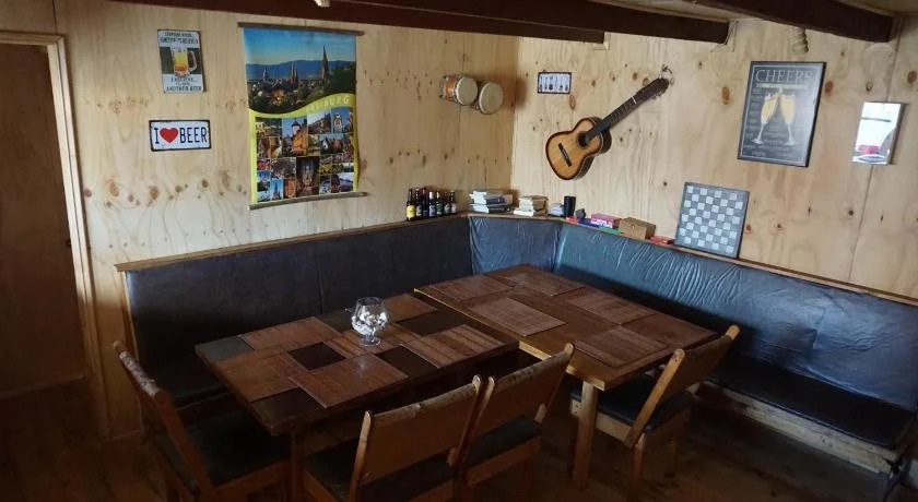 Hostal Tronco Del Aleman