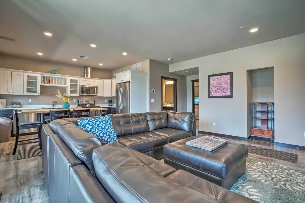 Manson Condo w/ Pool Access - Near Marina and Town