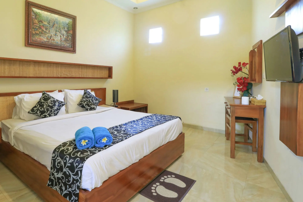 Ocho Bali Surf Camp